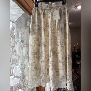 Bohme Elegant Cream and Gray Maxi Skirt